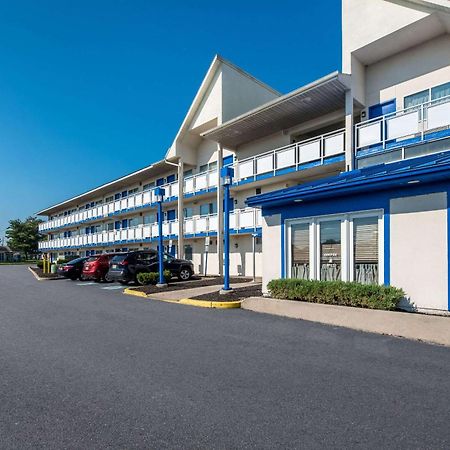 Rodeway Inn Brooklawn エクステリア 写真
