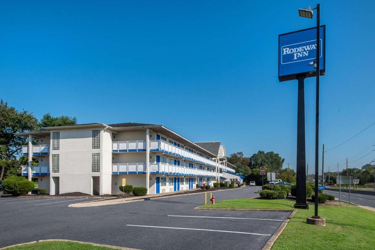 Rodeway Inn Brooklawn エクステリア 写真