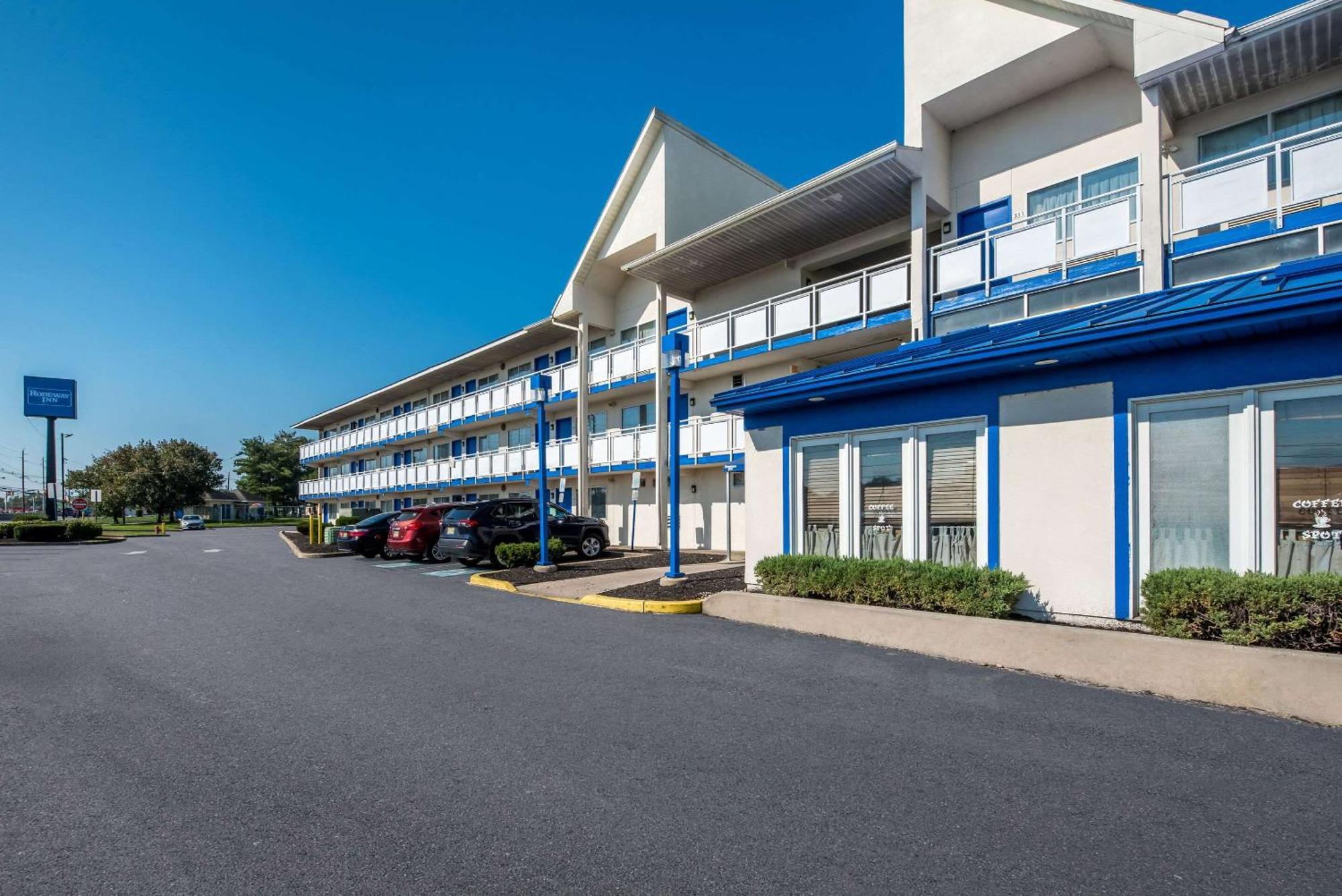 Rodeway Inn Brooklawn エクステリア 写真